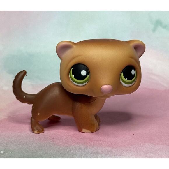 LPS Littlest Pet Shop Lot of 2- #209 Brown Tan Ferret and #334 Red Brown Ferret - Picture 2 of 13